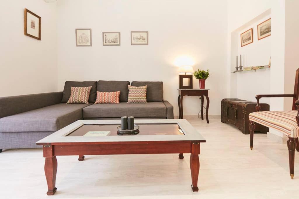 Original Y Coqueto Apartamento Junto A Plaza Mayor Appartamento Madrid